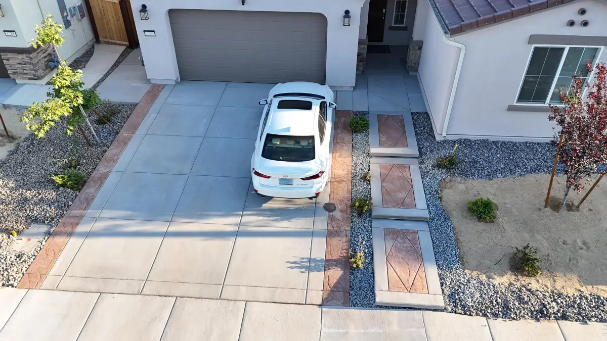 photo of a custom replacement driveway at a home.